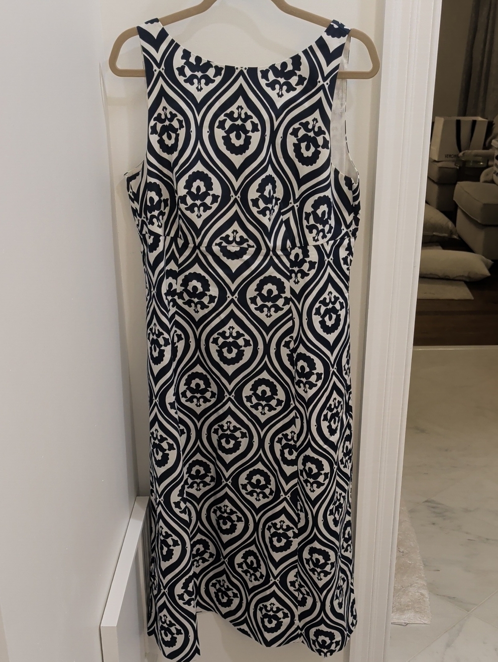 Boden Navy and White Sleeveless Printed Shift Dress